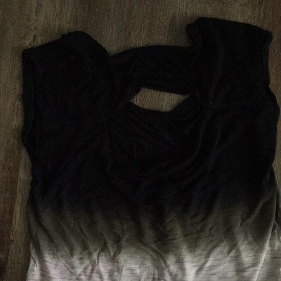 Tops - Picture 3 of 3